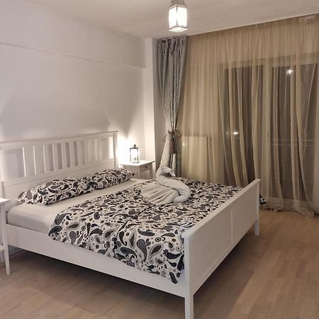 Park Residence 5, 2 Bedroom Apartment Bucareste Exterior foto
