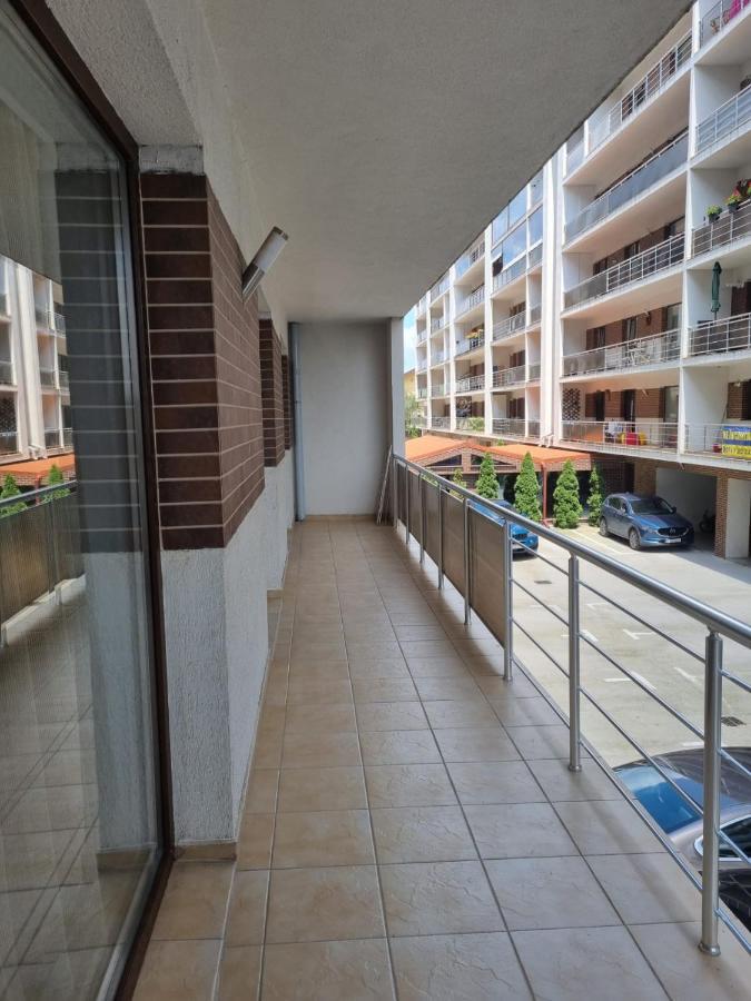 Park Residence 5, 2 Bedroom Apartment Bucareste Exterior foto